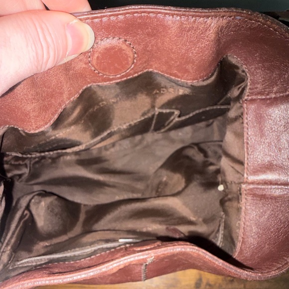 Rare Vintage Adrienne Vittadini Shoulder Bag in Dark Brown Textured Leather - Picture 11 of 16